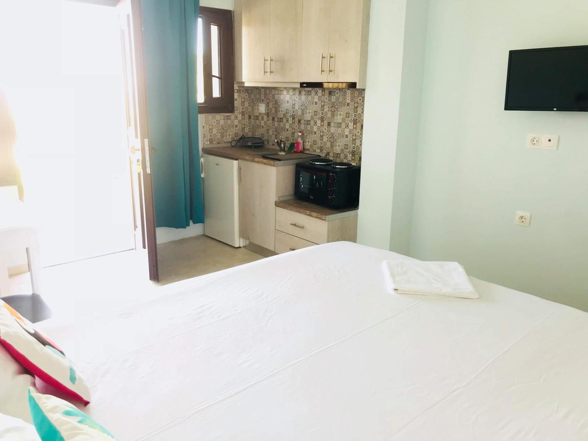 Golden View Apartments Myrina Limnos Room photo